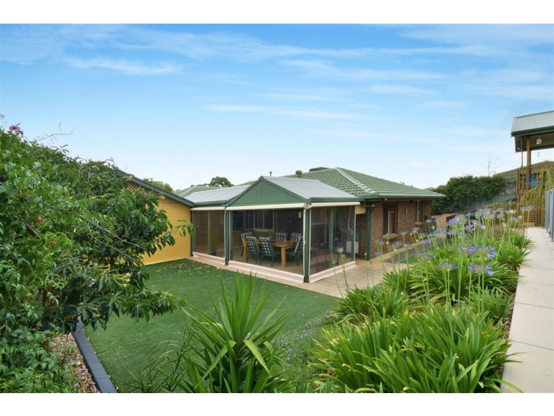 9 Hispano Drive, Woodcroft SA 5162