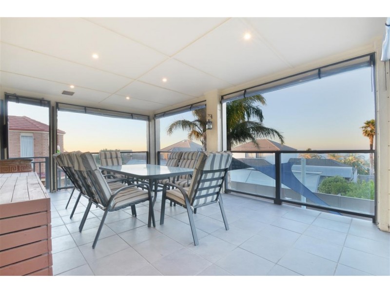 26 Ingleton Drive, Hallett Cove SA 5158