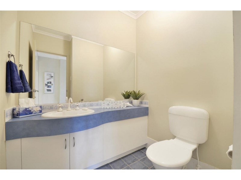 26 Ingleton Drive, Hallett Cove SA 5158