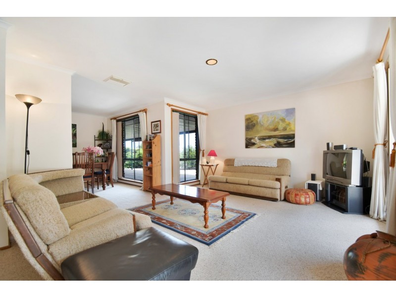 28 Dalkeith Road, Seaford Rise SA 5169