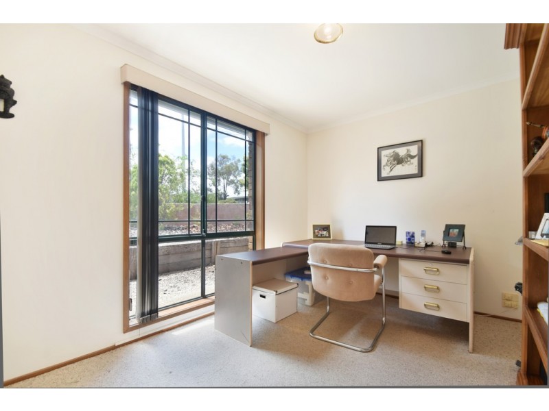 28 Dalkeith Road, Seaford Rise SA 5169