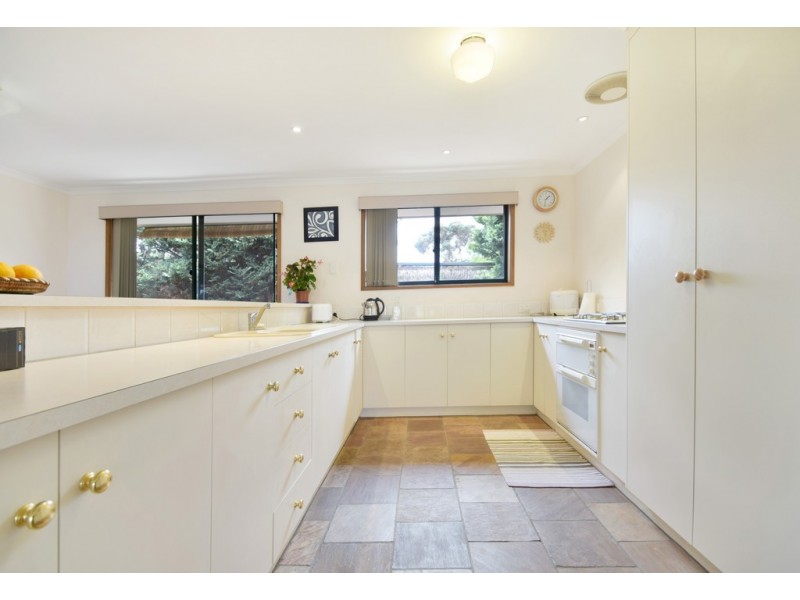 28 Dalkeith Road, Seaford Rise SA 5169