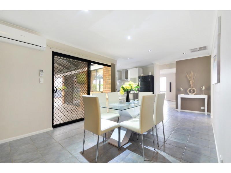 4 Blacksmith Crescent, Sheidow Park SA 5158