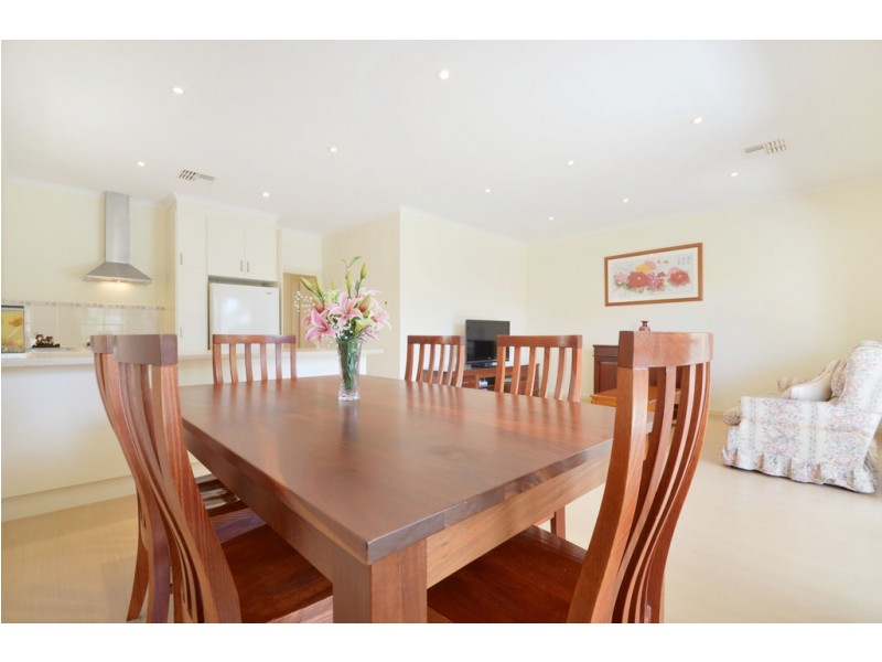 2a Rathlin Avenue, Marion SA 5043