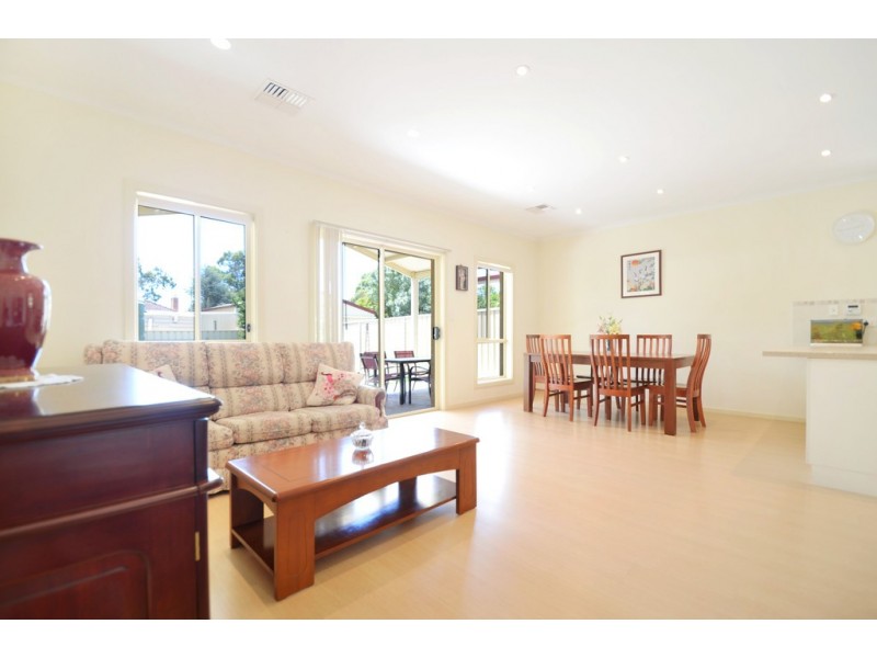 2a Rathlin Avenue, Marion SA 5043