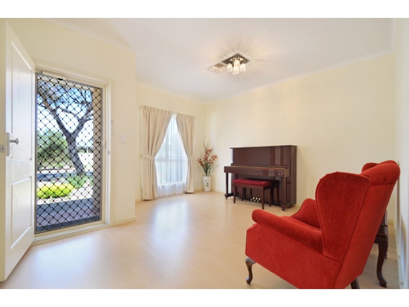 2a Rathlin Avenue, Marion SA 5043