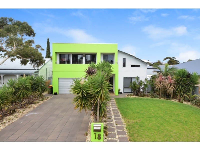 18 Harvey Crescent, Aldinga Beach SA 5173