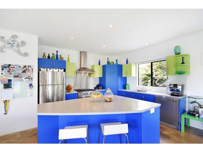 18 Harvey Crescent, Aldinga Beach SA 5173