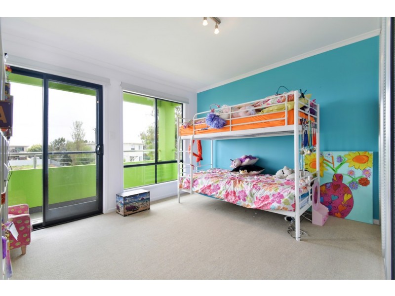 18 Harvey Crescent, Aldinga Beach SA 5173