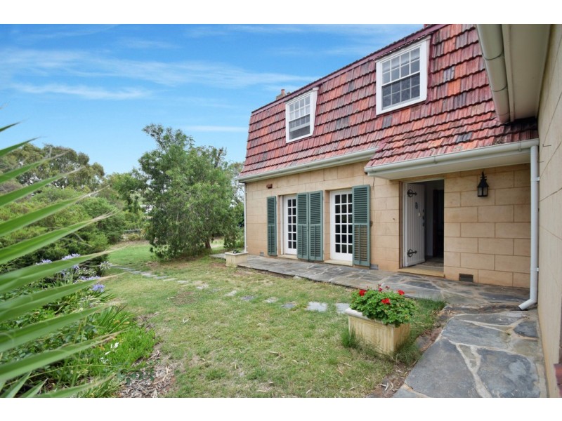 27 Pethick Terrace, Marion SA 5043