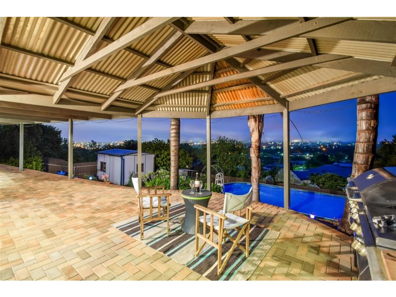 39 Dressage Avenue, Woodcroft SA 5162