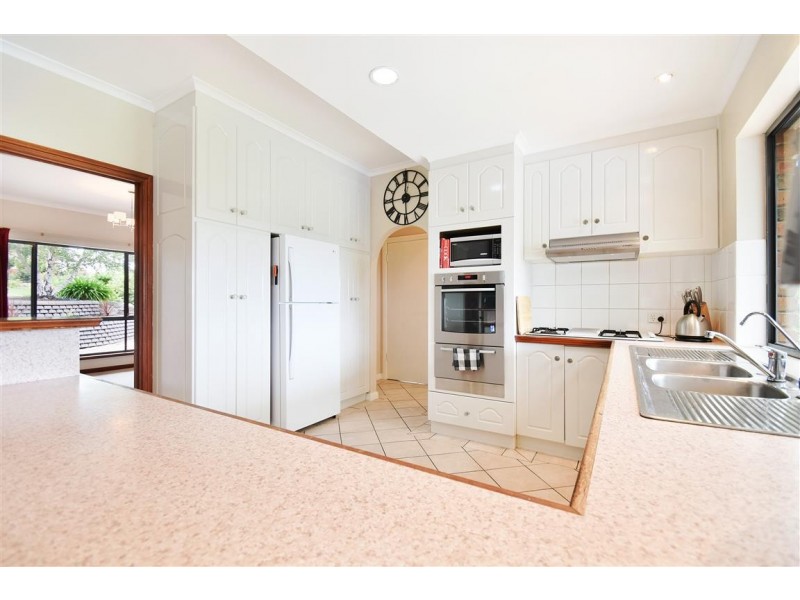 39 Dressage Avenue, Woodcroft SA 5162