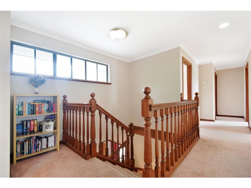 39 Dressage Avenue, Woodcroft SA 5162