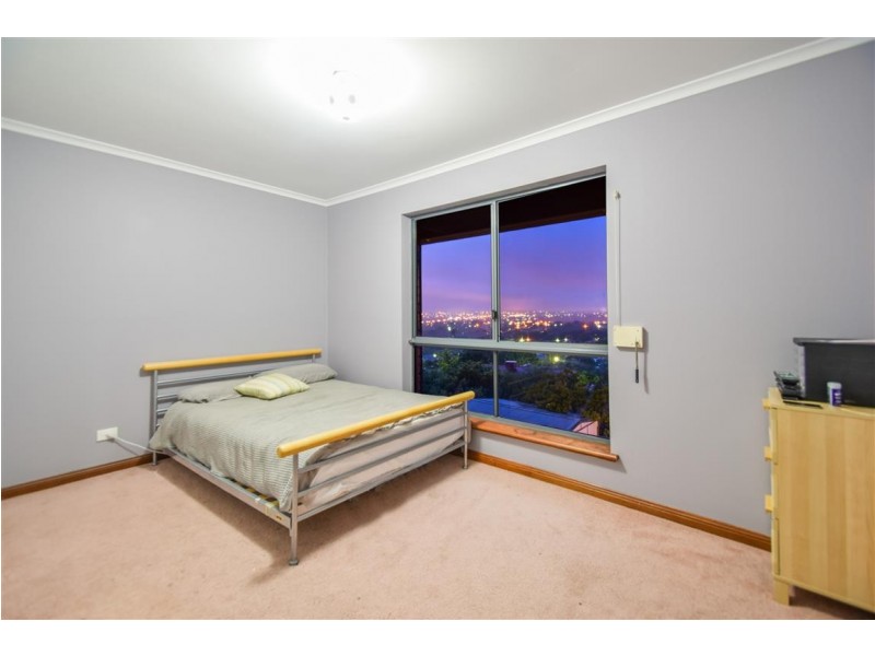 39 Dressage Avenue, Woodcroft SA 5162