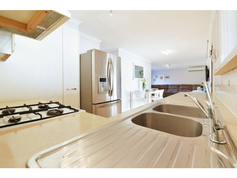 2 Abebe Court, Morphett Vale SA 5162