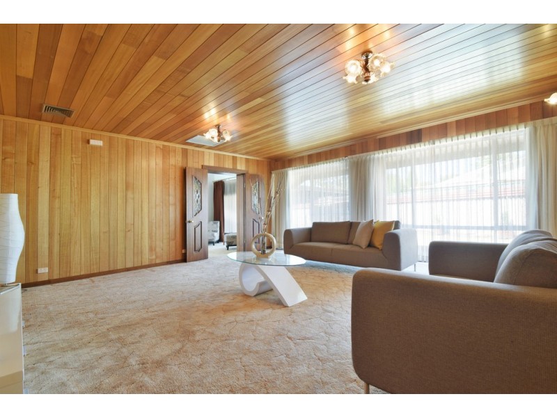 6 Masters Court, Marion SA 5043