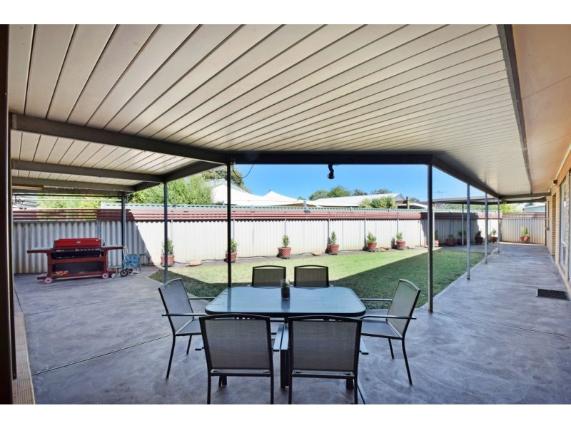 6 Masters Court, Marion SA 5043