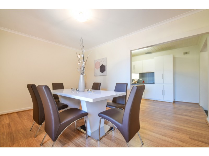 1 Emerald Road, Morphett Vale SA 5162