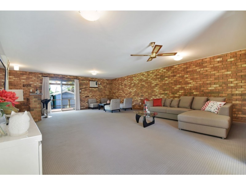 1 Emerald Road, Morphett Vale SA 5162