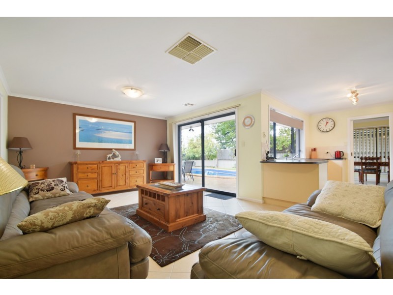 13 Caspian Court, Woodcroft SA 5162
