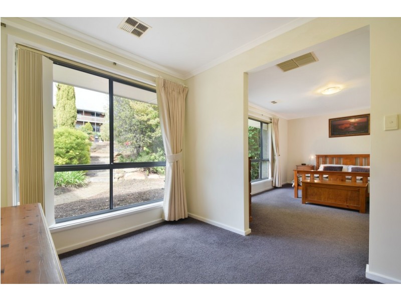 13 Caspian Court, Woodcroft SA 5162