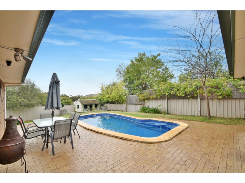13 Caspian Court, Woodcroft SA 5162