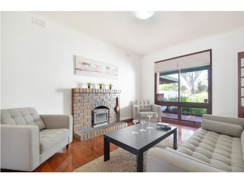 Fifteen Minchinbury Terrace, Marion SA 5043