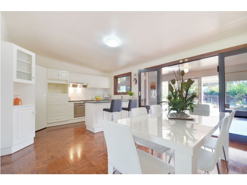 Fifteen Minchinbury Terrace, Marion SA 5043