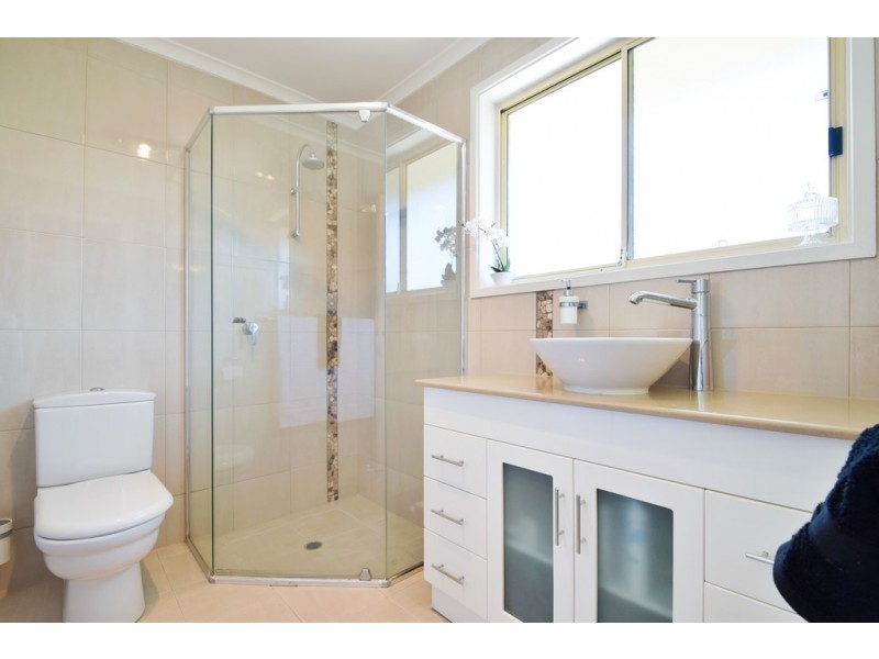 12 McCormack Crescent, Woodcroft SA 5162