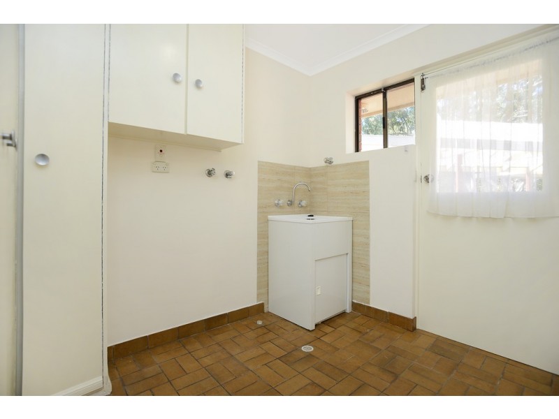 8 Bradman Court, Morphett Vale SA 5162