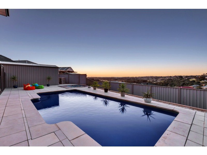 14 Corrimal Avenue, Noarlunga Downs SA 5168