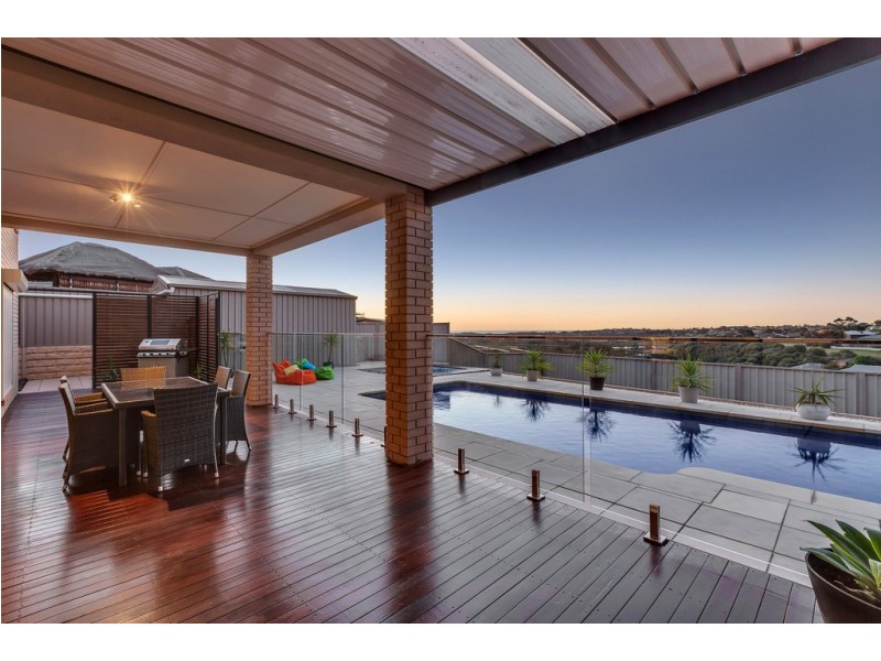 14 Corrimal Avenue, Noarlunga Downs SA 5168