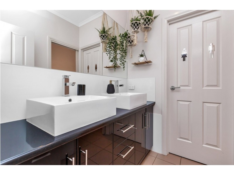 14 Corrimal Avenue, Noarlunga Downs SA 5168