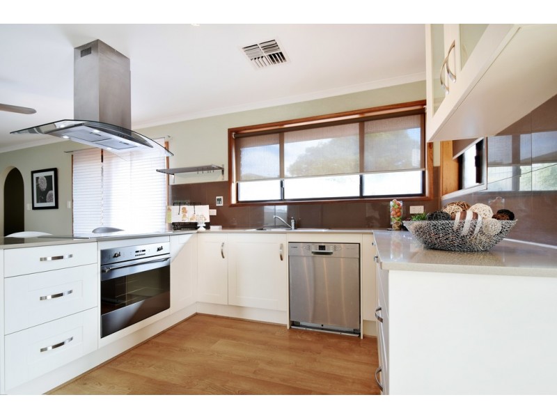 4 Eaton Court, Sheidow Park SA 5158