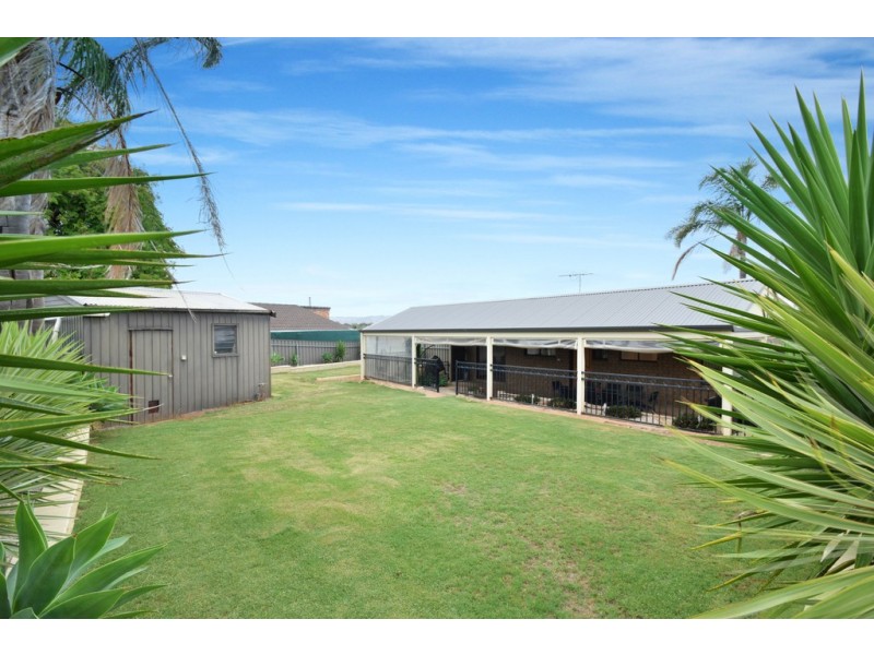 35 Barton Drive, Trott Park SA 5158