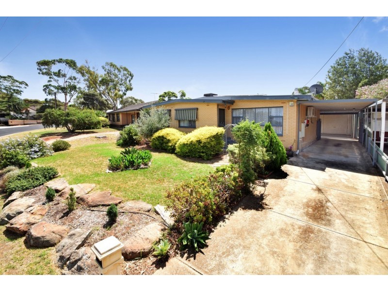 8 Wakefield Avenue, Morphett Vale SA 5162