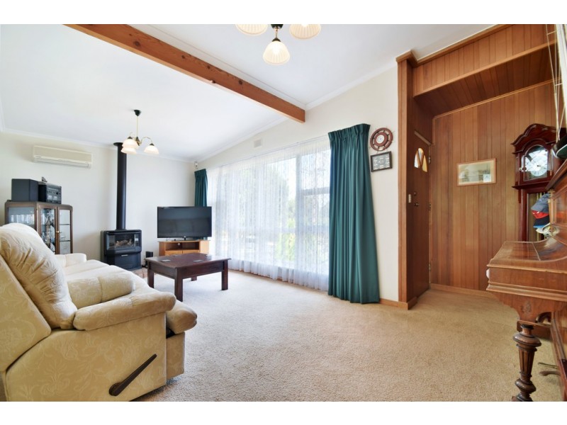 8 Wakefield Avenue, Morphett Vale SA 5162