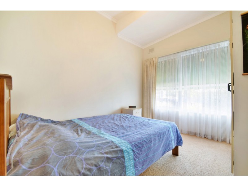 8 Wakefield Avenue, Morphett Vale SA 5162