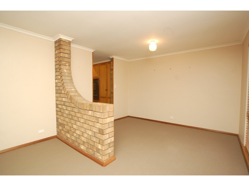 42 Alison Drive, Happy Valley SA 5159