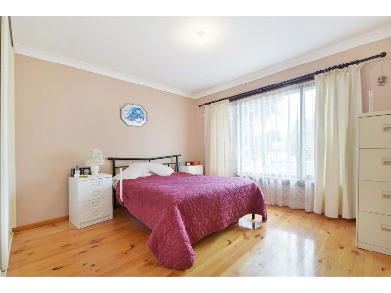 11 Susan Road, Hackham SA 5163