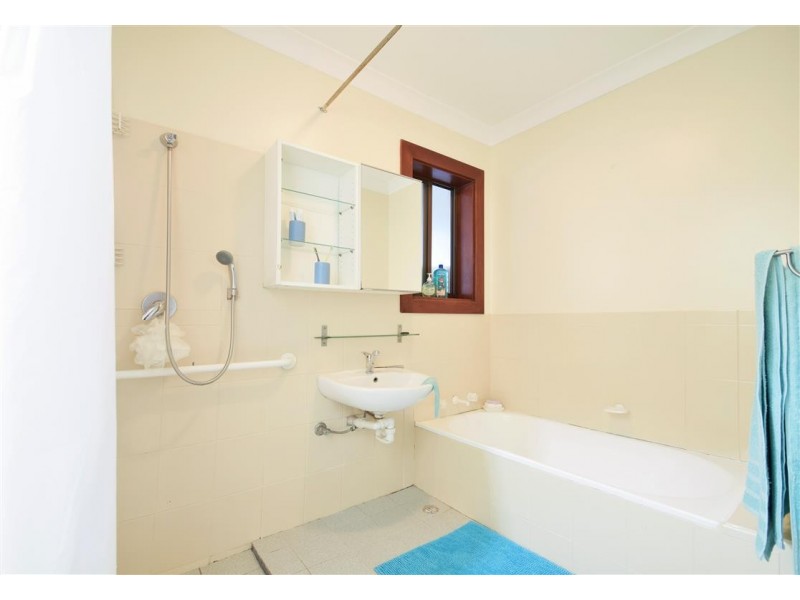 11 Susan Road, Hackham SA 5163