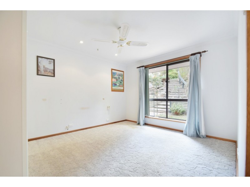 6 Marina Court, Hallett Cove SA 5158