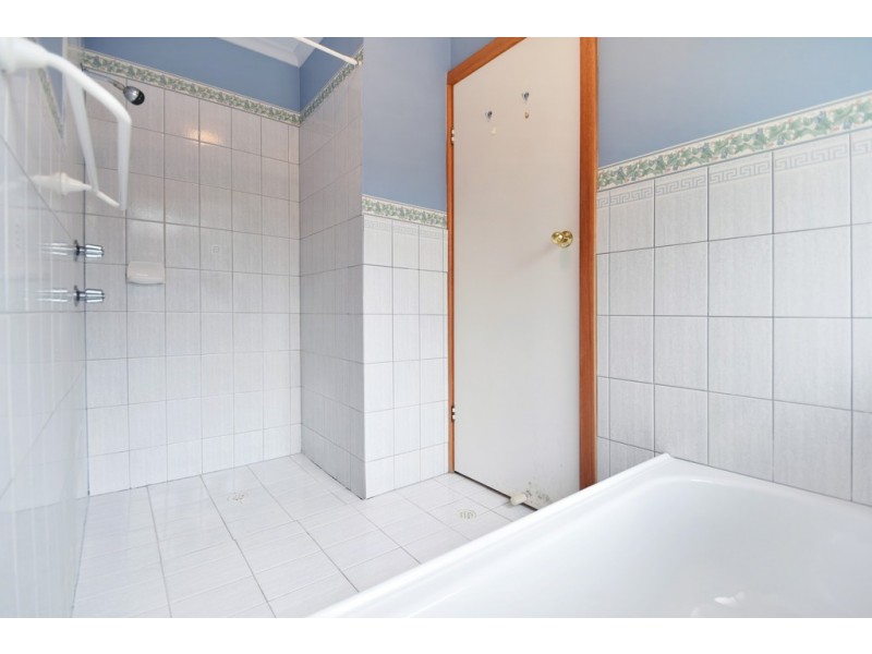 6 Marina Court, Hallett Cove SA 5158