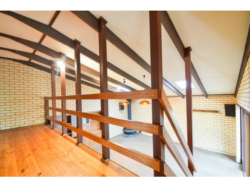 33 McClure Avenue, Reynella East SA 5161