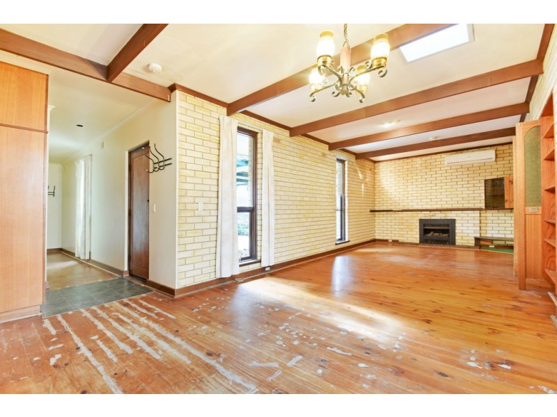 33 McClure Avenue, Reynella East SA 5161