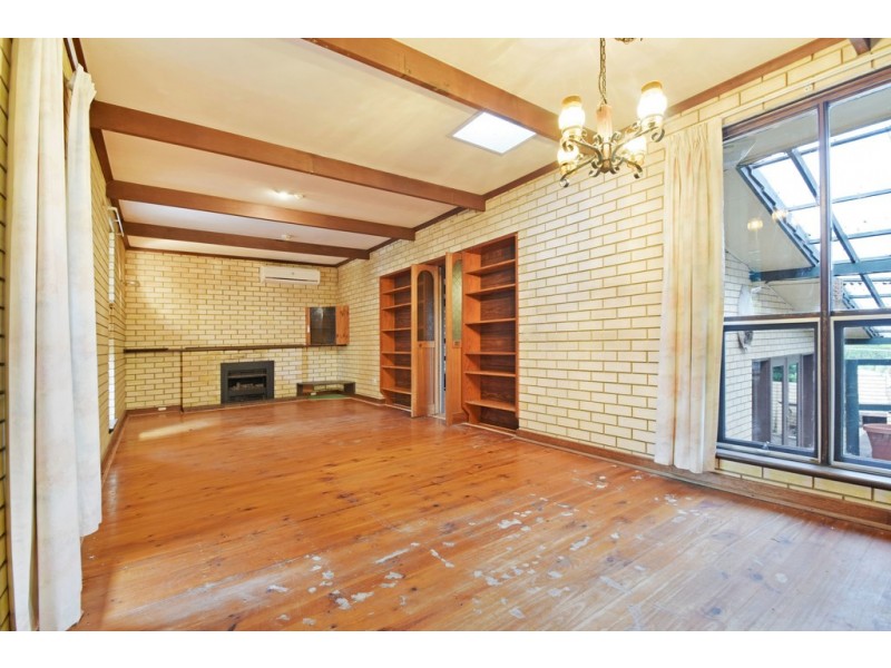 33 McClure Avenue, Reynella East SA 5161