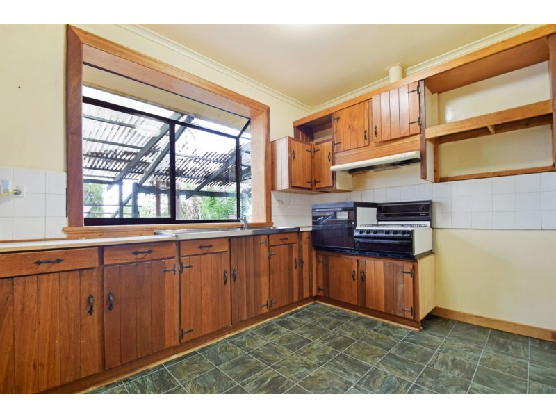 33 McClure Avenue, Reynella East SA 5161