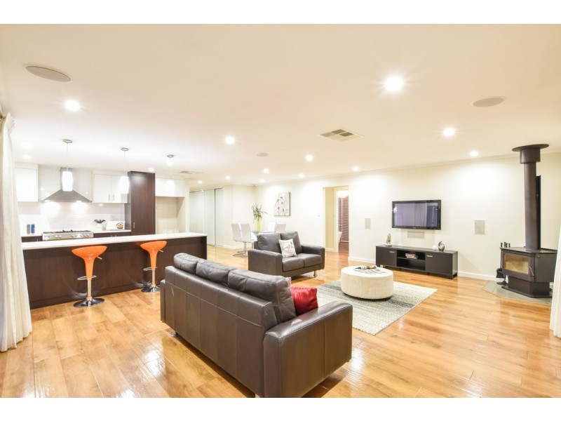 729 Grand Blvd, Seaford Meadows SA 5169