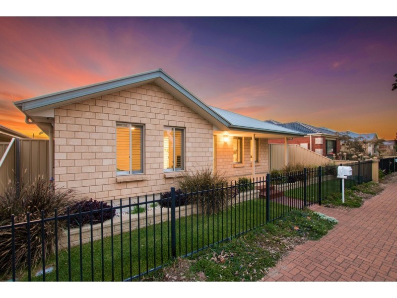 729 Grand Blvd, Seaford Meadows SA 5169