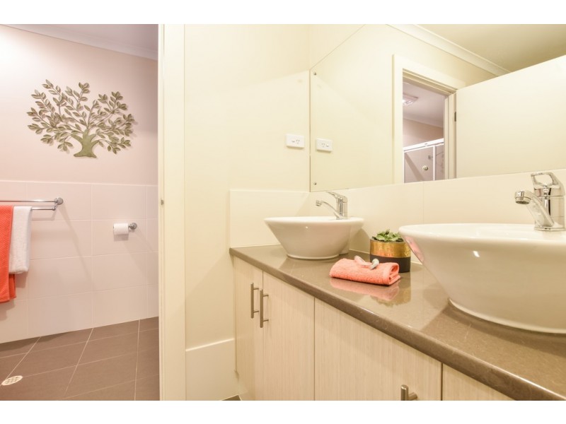 729 Grand Blvd, Seaford Meadows SA 5169